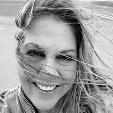 Emma Mitchell: My name is Emma Jane Mitchell, and I am 21 years old. In  2012, I went into a medically induced coma for 2 years after a surgery to  correct my