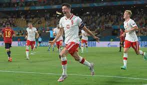 Bởi màn trình diễn của la roja cũng không có gì khởi sắc khi hòa trận mở màn, đồng thời thua kèo chấp tới 1 1/4. Zp5mmk8onsrrzm