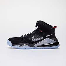 Nike jordan's mars 270 has played host to a plethora of archival colourways as of late, and this pair is no different. Men S Shoes Jordan Mars 270 Black Reflect Silver Fire Red White Footshop