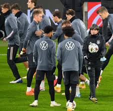 Dfb prämien zur em 2021. Nationalmannschaft Ukraine Duell Findet Trotz Corona Infektionen Statt Welt