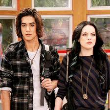 She has two awesome girlfriends, jade west and sam puckett. Cat Valentine On Tumblr