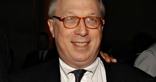 Fake Democrat Urges Democrats to Favor Wall Street