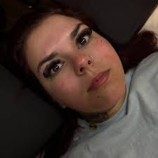 Back in August, LOTO Beauty Bar had the pleasure of being apart of the  Colley wedding. Liz requested a Natural Makeup Application and individual  lashes with an air flash finish. Assist from