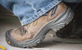 Zulily is one of the best cheap online shoe sites. Safety Shoes Online Best Sites To Buy With Discounts Cashback