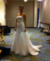 Brooke Davis Wedding Dress Gallery In 2020 Wedding Dress Sketches Celebrity Wedding Dresses Bridal Wedding Dresses