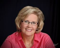 Erin Fenner's Instagram, Twitter & Facebook