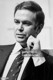 156 Sen Bob Packwood Photos & High Res Pictures