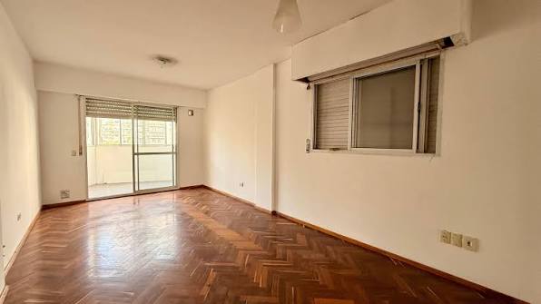 ?️ ALQUILER | Departamento ? Catamarca y Entre Ríos – Centro, Rosario ✓ 1  dormitorio con placard ✓ Cocina separada + lavadero ✓ Balcón cerrado al  contra-frente ✓ Piso 5° – orientación N/S ? Envíanos un WhatsApp:  341-211-6453 #alquiler #Rosario ...