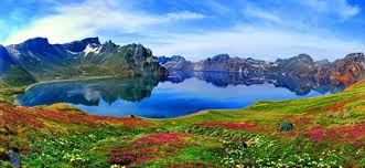 Paektu mountain, a mountain on the border between china and north korea. ë°±ë'ì‚° ì²œì§€ ç™½é ­å±± å¤©æ±  Baekdu Mountain Home Facebook
