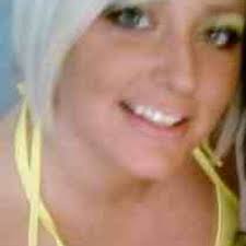 Laura Moffat (@lozzamoffpot)