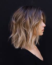 10 Casual Medium Bob Hairstyles Women Bob Hairstyles Casual Hairstyles Medium Women Hairstylec In 2020 Frisuren Bob Frisur Frauen Kurzhaarschnitte