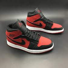 Resultado de imagen de Nike Air Jordan 1 Mid