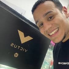 Daniel Armas (@thedrunkk) • Instagram photos and videos