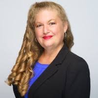 900+ profilů „Howery“