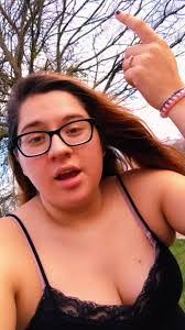 Chelsea Moreno's Instagram, Twitter & Facebook