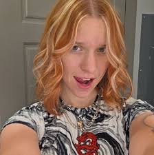 How to potty train a 12-week-old Golden Retriever during long periods of  alone time?