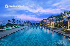 Hotel dengan kolam renang di malang ini berada di jl. Ini Dia 4 Rekomendasi Hotel Di Tangerang Dengan Kolam Renang Terbaik Realestat Id