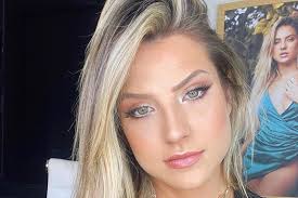 Gabi martins será a convidada do the noite com danilo gentili, do sbt, nos próximos dias. Ex Bbb Gabi Martins Confirma Que Esta Com Coronavirus