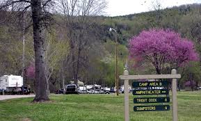 1.75 mile loop that you can access from the campground. Bull Shoals White River State Park City Of Lakeview Arkansas