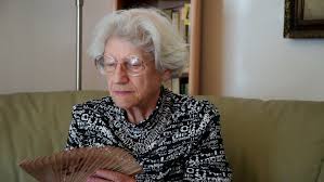 There may not be much a senior woman needs, so why not just concentrate on what she'll love! 80 Years Old Woman Cooling Arkivvideomateriale 100 Royaltyfritt 8624581 Shutterstock