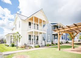 Carlton landing is a great spot for families or couples looking for a weekend away. Carlton Landing Spacious Cottage With Second Story View Of Lake Eufaula Updated 2021 Tripadvisor Longtown Vacation Rental