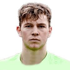 Simon Carr's Instagram, Twitter & Facebook