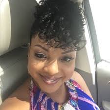 Amanda Cash-Robinson (@cash_amanda)