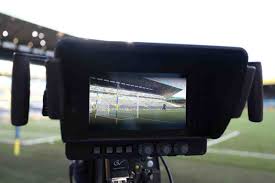 Il tentativo di sky laddove non gestito rapidamente e fermamente rischia di minare irreparabilmente l'integrità della gara per i diritti tv, danneggiando la lega serie a e le relative società sportive. Mvs9yl Yv Kgbm
