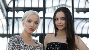Dove Cameron Y Sofia Carson Dove Cameron Sofia Carson Dove Cameron Bikini