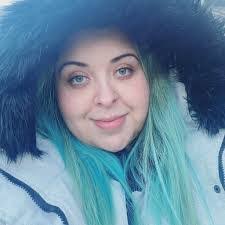 Jennifer Elenbaas's Instagram, Twitter & Facebook