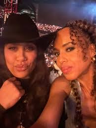 Earlene Morrow's Instagram, Twitter & Facebook