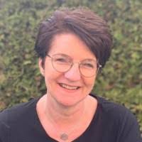 Heidi Rust's Instagram, Twitter & Facebook