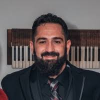 Steve Grau's Instagram, Twitter & Facebook