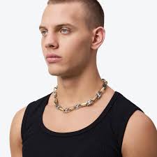 Harper's Bazaar's Super Covergirls, Donatella's New Gig!