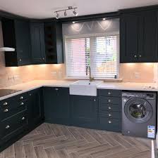 As an online kitchen retailer, here at kitchens 4u online we specialise in providing our customers with complete rigid kitchens and flat pack kitchen units online throughout the uk. Gl Kitchens Home Facebook