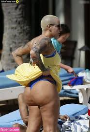 Amber Rose Pelada  Nua | XXX Melhor Pornô 2025 | CelebFapper