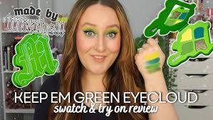 *NEW* MADE BY MITCHELL EYESHADOW QUAD KEEP EM GREEN SWATCH & REVIEW! New  Viral Eye Cloud Try On Look