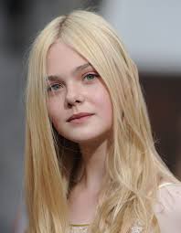 Not only the low cut neck will draw all the attention on you, but also your spectacular hairstyle. Long Blonde Hair Highlights Hairstyles Actress Anyone Blonde Hair Green Eyes Blonde