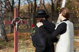 Wer erwischt wird, muss mit strafrechtlichen konsequenzen rechnen. Friedhofszwang Umgehen Urne Mit Nach Hause Nehmen