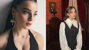 Sosyal medya fenomeni Yeliz Korkmazdan Wednesday galasında iddialı stil! »  Mavi Kadın