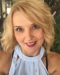 Introducing Wendy Squires @squires_wendy who shares her story of being a  working mum of 3 and 2 stepchildren. ⠀ ⭐⠀ How would you best describe  yourself?⠀ Positive, extremely organised with good time