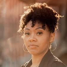 Home HeadQuarters CEO And Leadership: Executives and Demographics