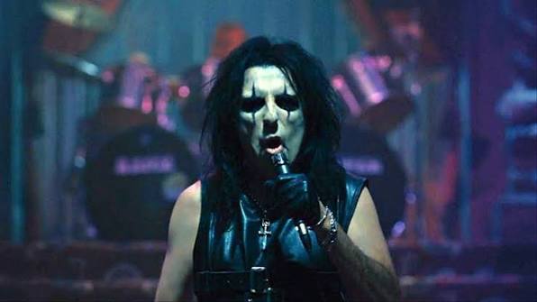 Blog Joker: Novo trailer de Sombras da Noite com Alice Cooper