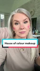 Julie Shaver's Instagram, Twitter & Facebook