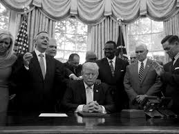 Film yang berjudul secret in bed with my boss merupakan film yang kini sedang populer diberbagai media. Trump Secretly Mocks His Christian Supporters The Atlantic