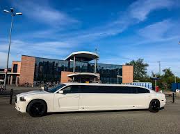 Rostock Hauptbahnhof Ausgang Sud Stadthalle Stretchlimousine Stretchlimousinen Stretch Limousine Limousine Limousinenservice Stretchlimousine Limousine
