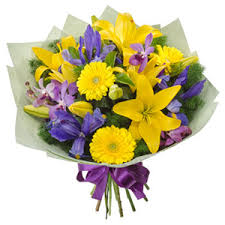 September, may and october are the most pleasant months in the 79109 zip code, while december and january are the least comfortable months. Shelton S Flowers La Luna Amarillo Tx 79109 Ftd Florist Flower And Gift Delivery