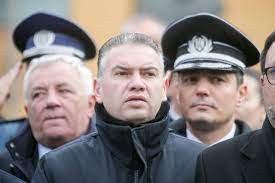 Vicepreşedintele pnl ben oni ardelean a declarat sâmbătă că va solicita premierului florin cîţu, în cadrul biroului politic naţional al partidului, demiterea de urgenţă a ministrului sănătăţii. Deputatul De TimiÈ™ Ben Oni Ardelean Depistat Cu Alcoolemie Peste Limita LegalÄƒ La Volan Ce ExplicaÈ›ie A Oferit