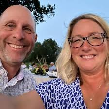 Just so you know, the white CEOs of Marriott, Hilton, Wyndham, and Hyatt  have all committed to continuing DEI initiatives within their  organizations. #themoreyouknow Tighten up, folks ✊🏾 BlackThreads