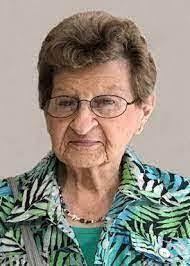 Gladys Keenan's Instagram, Twitter & Facebook